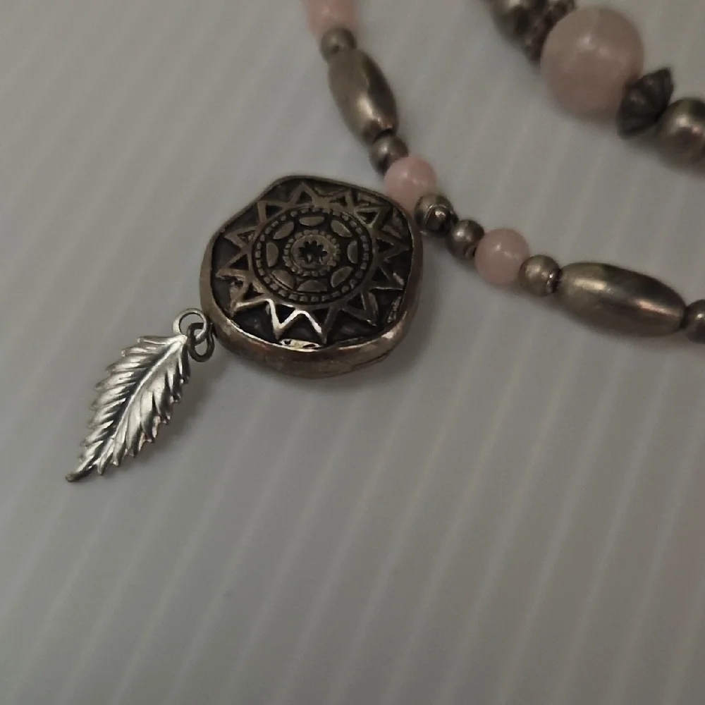 Unique Native American Inspired and Beaded Necklace. See The Craftmanship!!! - Picture 9 of 9